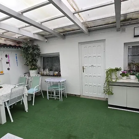 Alex - Nahe Zob&hbf - Maisonette-apartment ליבק